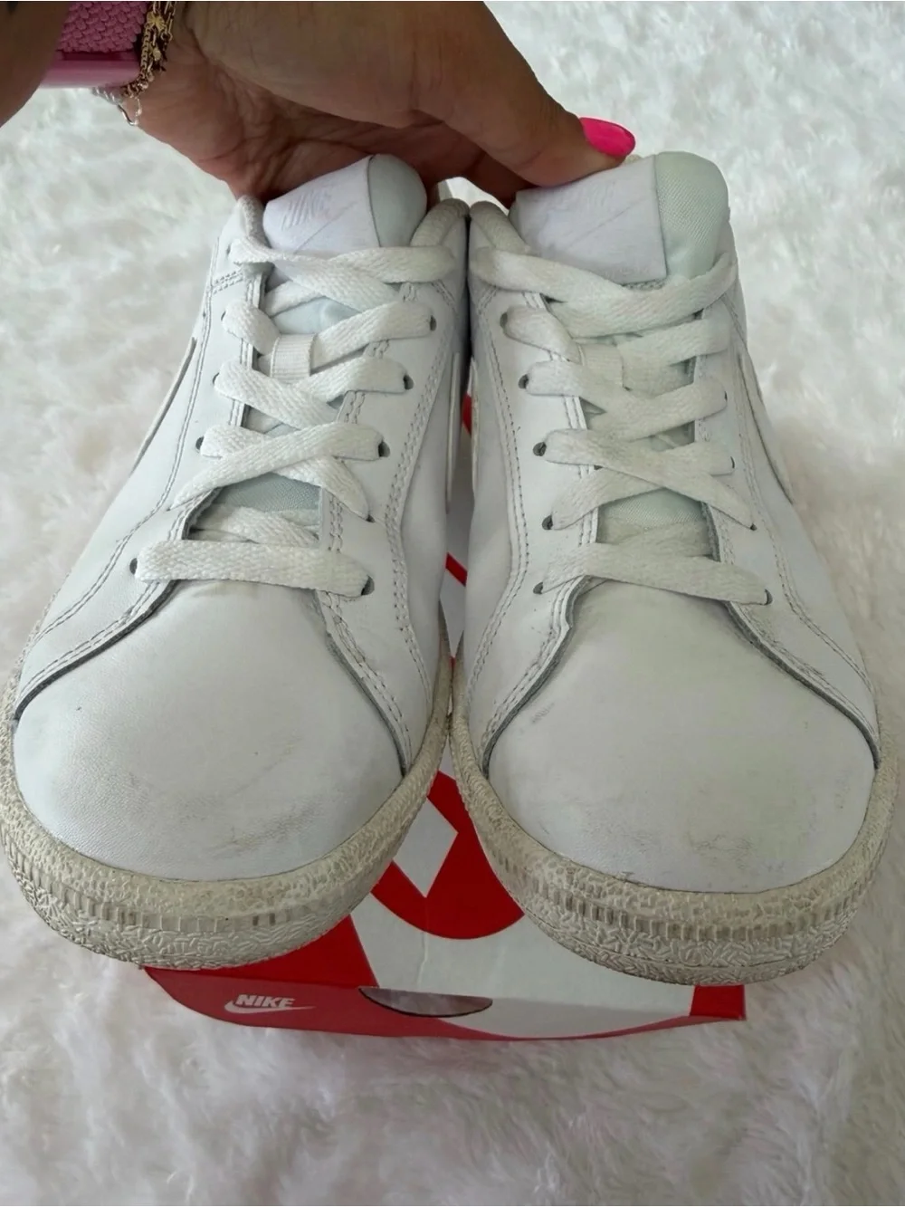 Nike Women’s Court Royale (7.5)